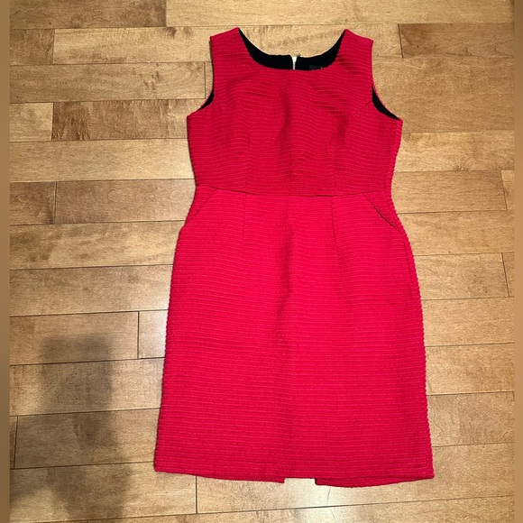 Zara Basic Magenta Pencil Dress with Zip up Back and Horizontal Lining - Picture 2 of 7